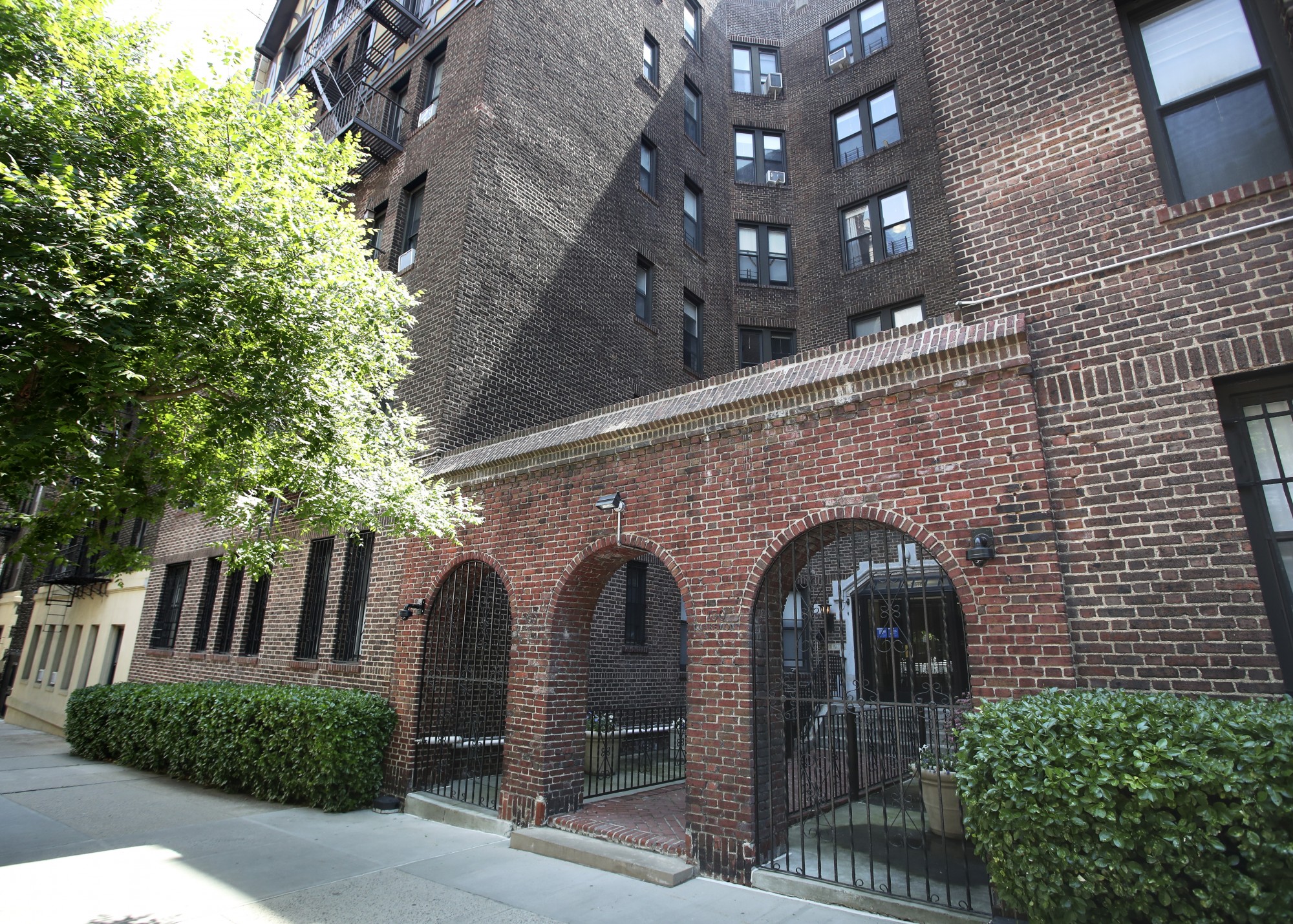 150 Claremont Avenue Entrance