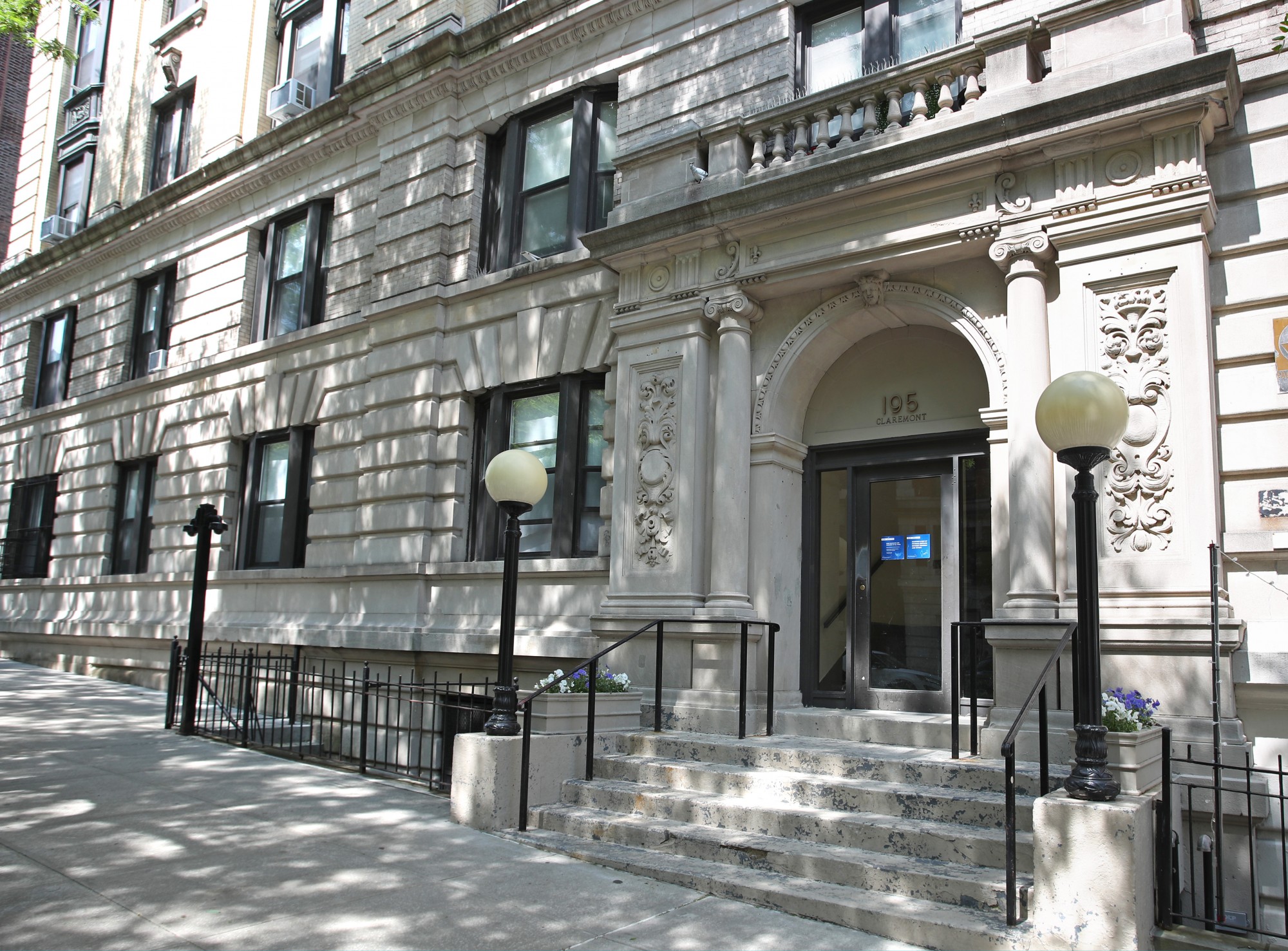 195 Claremont Avenue entrance