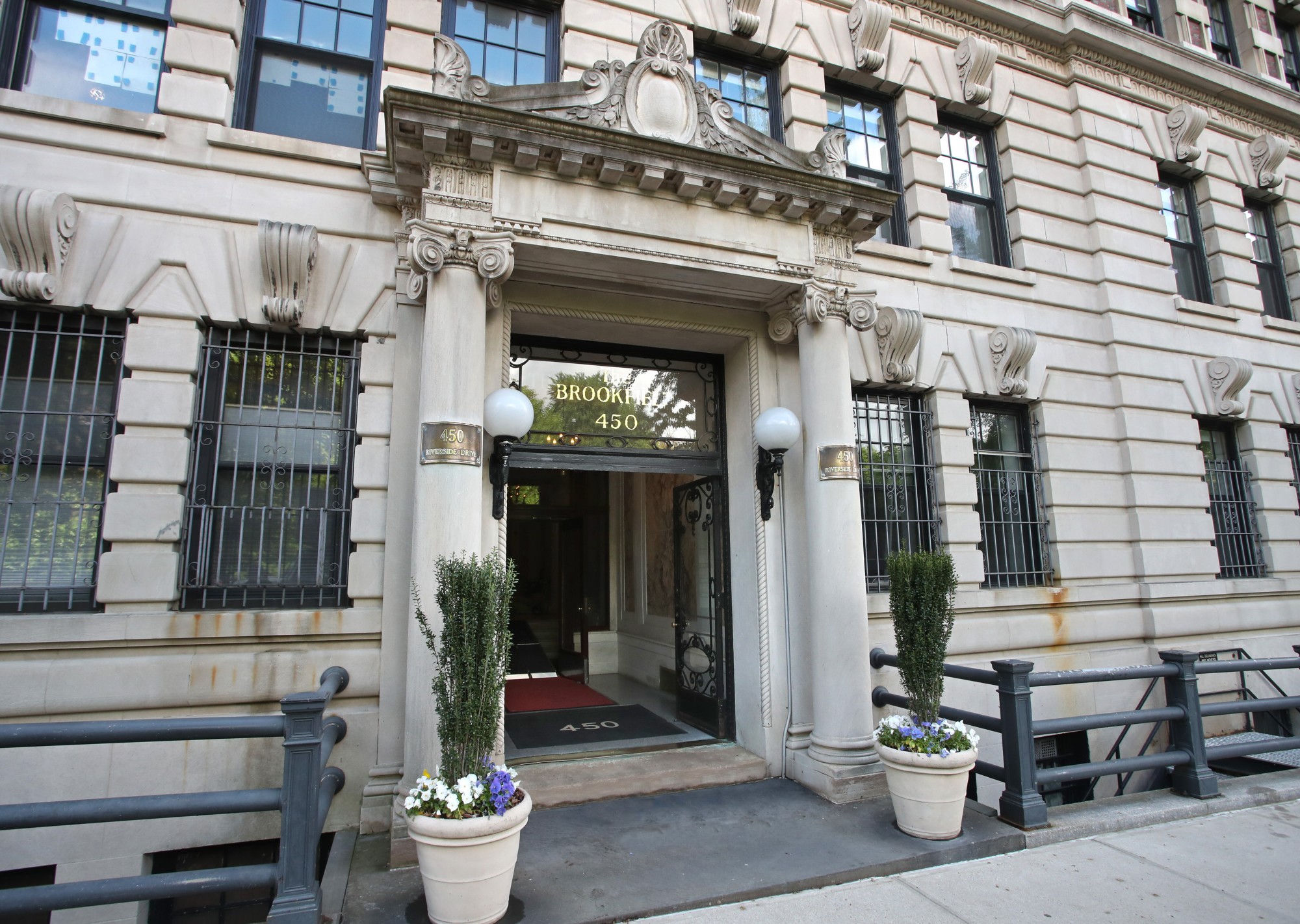 450 Riverside Drive Entrance