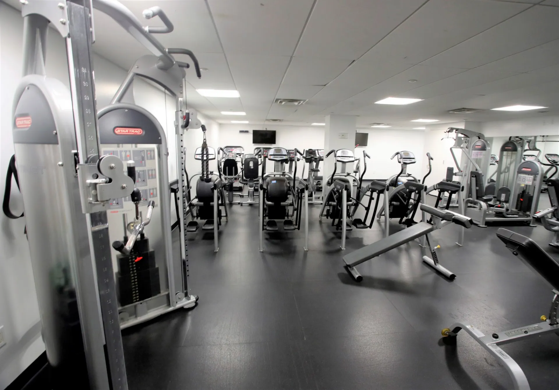 3260 Henry Hudson Parkway Gym