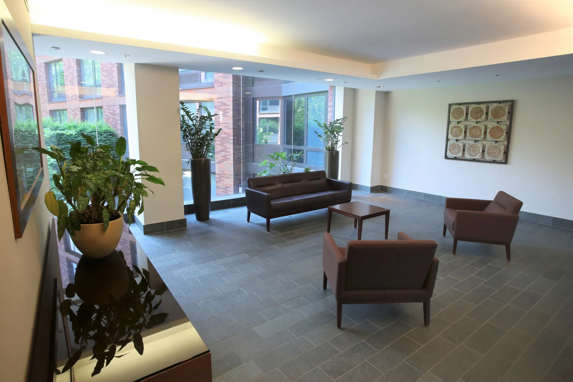 3260 Henry Hudson Parkway Lobby