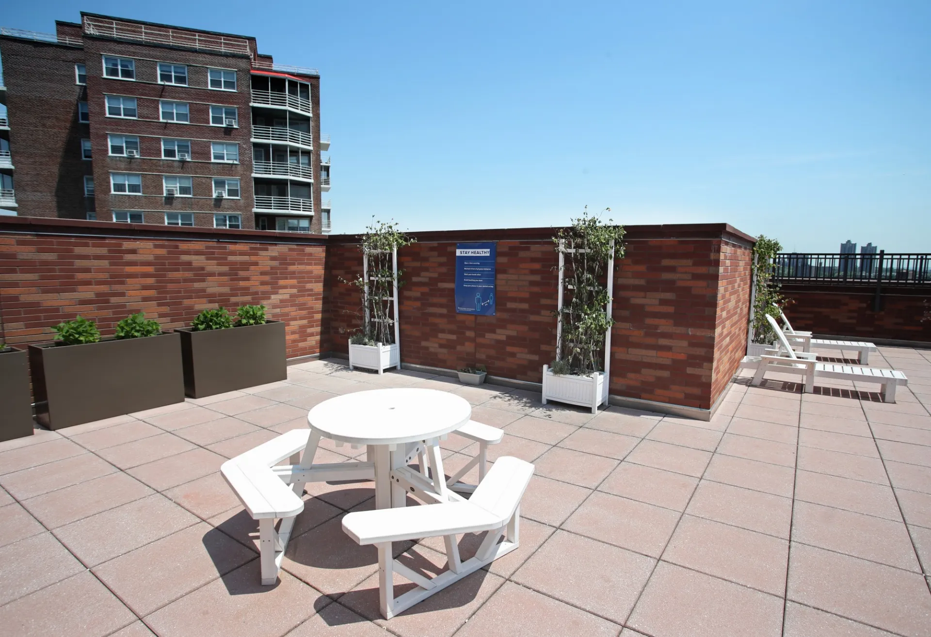 3260 Henry Hudson Parkway Roof deck