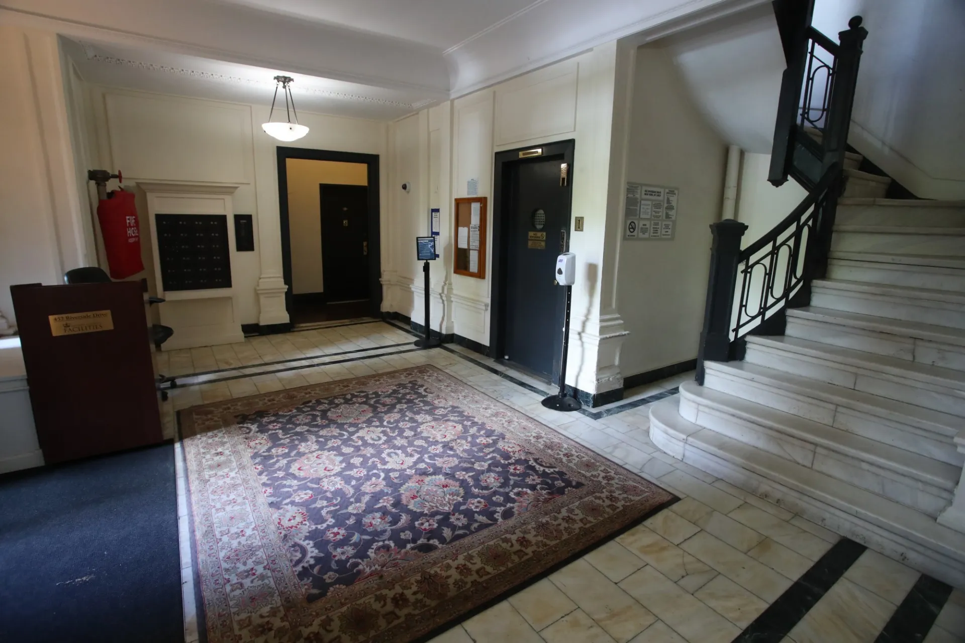 450 Riverside Drive Lobby