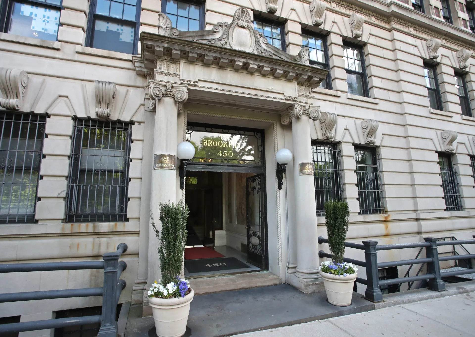 450 Riverside Drive Entrance