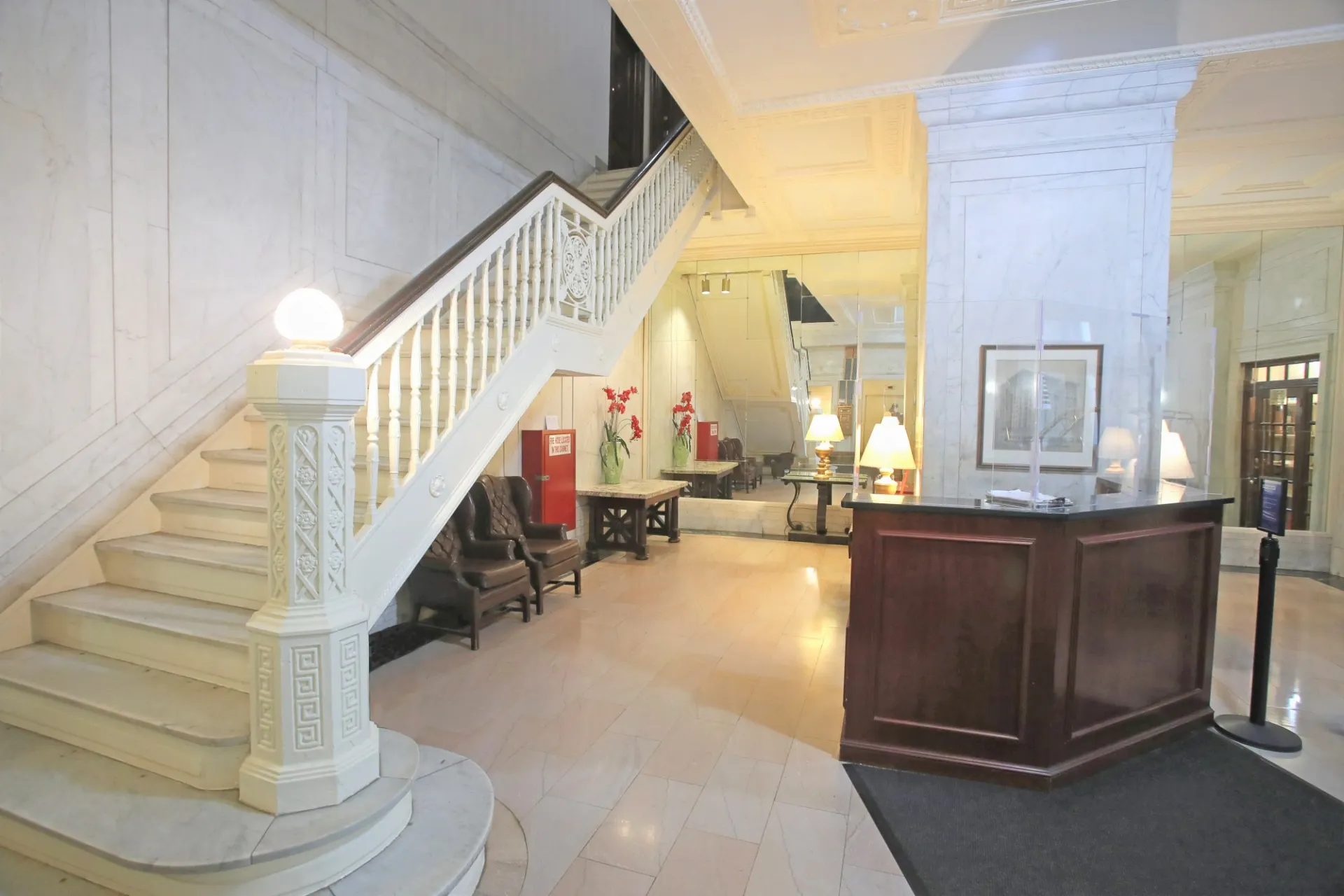 601 West 113th Street Lobby